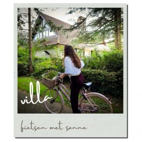 Download track Fietsen Met Sanne Villa