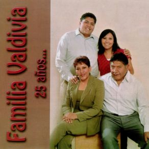 Download track Claveles Rojos Familia Valdivia