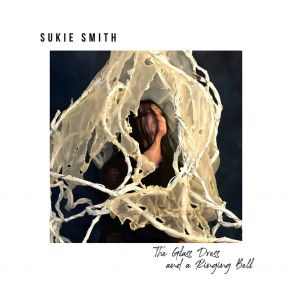 Download track Move Towards The Storm Sukie Smith