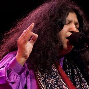 Download track Wah Wah Ramz Sajjan Di Hor Abida Parveen