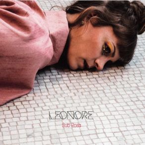 Download track Throw Away Gun Léonore