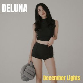 Download track Never Breaks Deluna