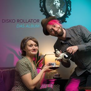 Download track Santo Flamingo Disko Rollator