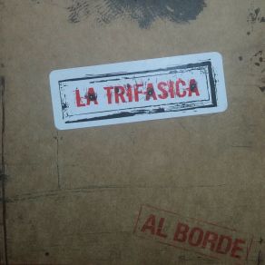 Download track La Colo Y El Yoni' La Trifásica