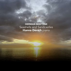 Download track In The Mirror Hanna Devich