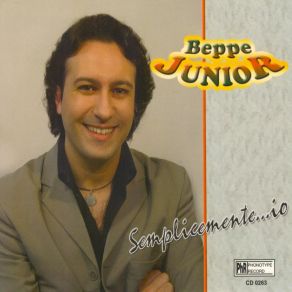 Download track Un'ora Sola Ti Vorrei Beppe Junior