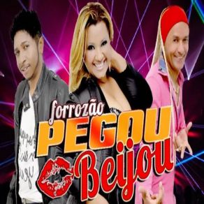 Download track Ta Na Cara Forrozão Pegou Beijou