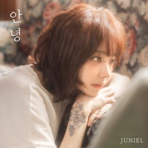 Download track Bye JUNIEL