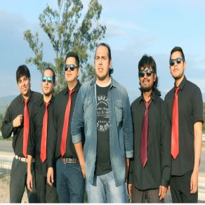 Download track Tu Juguete Grupo Luna Norteña