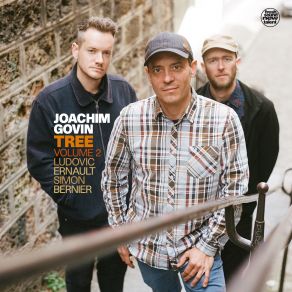 Download track Beauty Of The Stars Joachim Govin