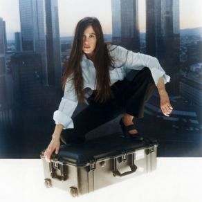 Download track The Tunnel Marie Davidson