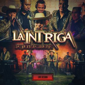 Download track Nacido En Tierra Caliente (En Vivo) La Intriga De Tierra Caliente