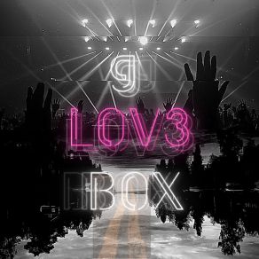 Download track Floating GLOV3BOX