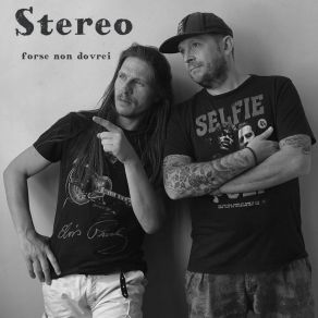 Download track Nasce Come Un Fiore SteReO