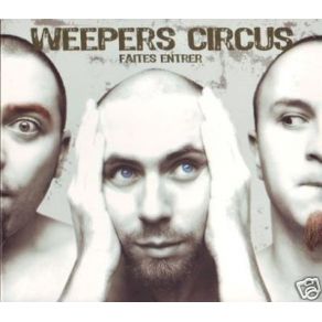 Download track À Poings Fermés Weepers Circus