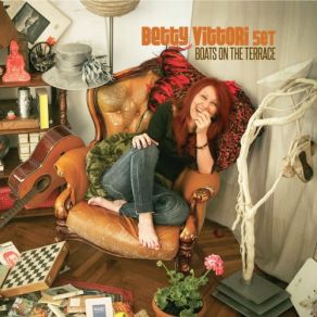 Download track Unusual Love Betty Vittori 5Et