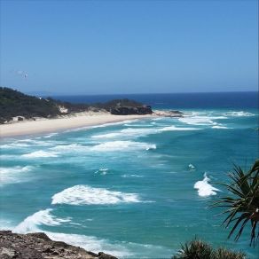 Download track Byron Bay Getaway O. G. Nolan