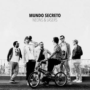 Download track Cocktail + Molotov Mundo Secreto