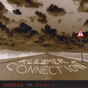 Download track Orient The Klezmer Connection