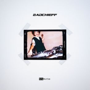 Download track Skydive Badchieff