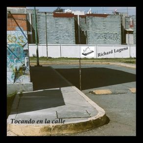 Download track La Señorita Pasa Richard Laguna