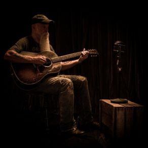 Download track Golden Spun Seasick Steve