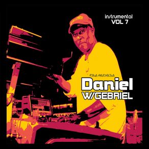 Download track Dosiew (Live) Daniel