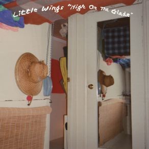 Download track Squire's Locker Little Wings