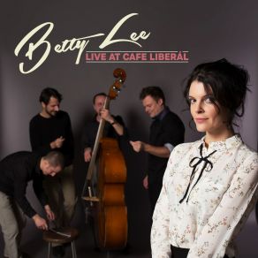 Download track Dětství (Live) Betty Lee