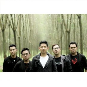 Download track Aku Yang Sakit Chord Band