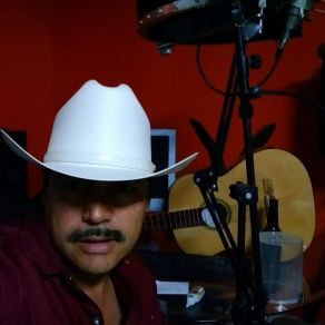 Download track Gaviota Y Sensontle Julio Maldonado