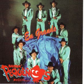 Download track La Cuca Banda Pequeños Musical