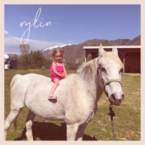 Download track Rylin Maddie Wilson