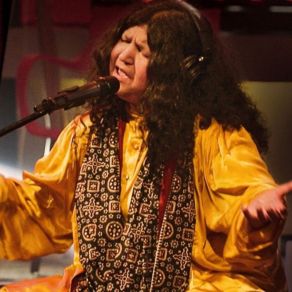 Download track Ka He Ya Sila E Bohri Abida Parveen