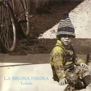 Download track Mis Entrañas La Broma Negra