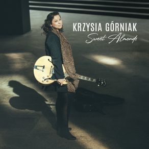 Download track Sweet Almonds (Single Vesion) Krzysia Gorniak