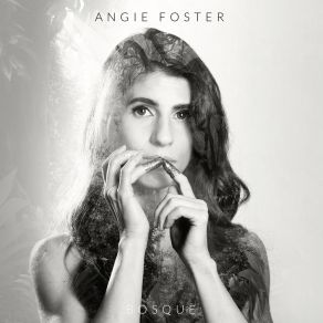 Download track Esa Mujer Angie Foster