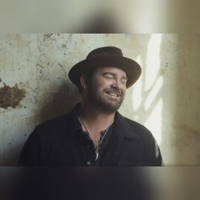 Download track Heart Of This Town Lee Brice