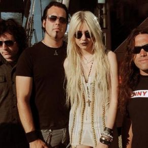 Download track Just Tonight The Pretty Reckless