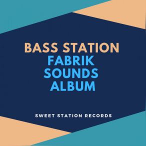 Download track Kombass Bass Station