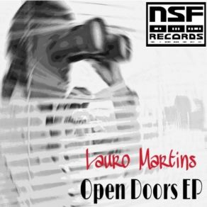 Download track Open Doors (EZO Remix) Lauro MartinsEzo