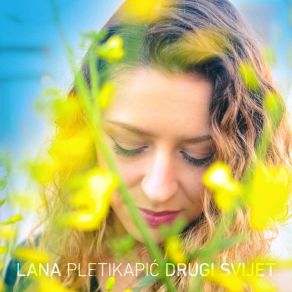 Download track Božićna Priča Lana Pletikapić