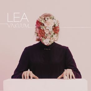 Download track Vakuum Lea