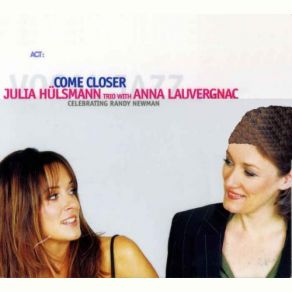 Download track I Think It's Going To Rain Today Julia Hülsmann Trio, Anna Lauvergnac