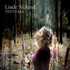 Download track As I Lay Here In My Silence Linde Nijland