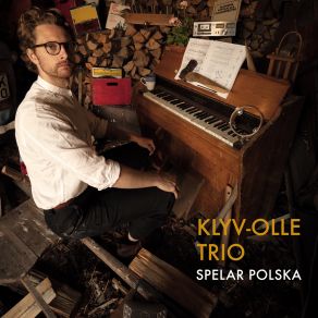 Download track Polska Från Småland Klyv-Olle Trio