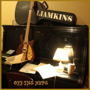 Download track Two Manekins Liamkins