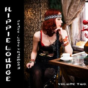 Download track Hiding - Short Cut Groupo MaronAlien Cafe, The Hiding