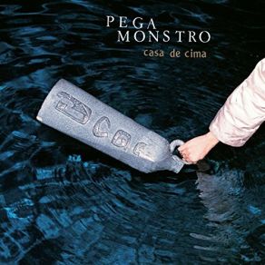 Download track Pouca Terra Pega Monstro