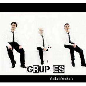 Download track Düğmeli Grup Es